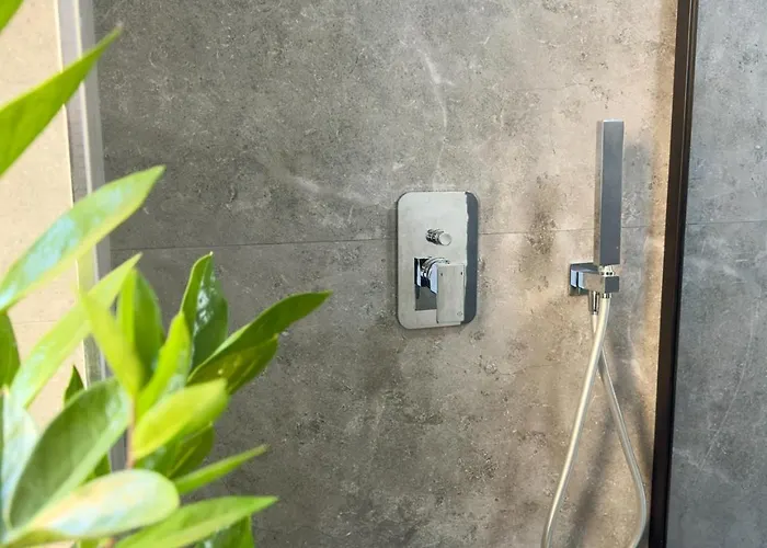 Loha Luxury * Τίρανα